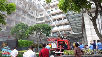 Fire Trucks Responding With Water Hose And Water Cannon | SIDES Fire Truck And Power Water Canon