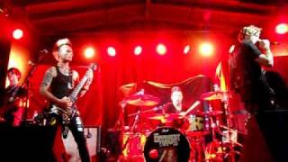 My Darkest Days - Porn Star Dancing (Live 4/20)