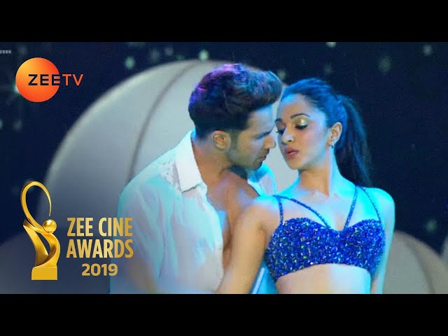 Zee Cine Awards 2019 - Varun Dhawan-Kiara Advani Set The Stage On Fire With Their Dance  Performance class=