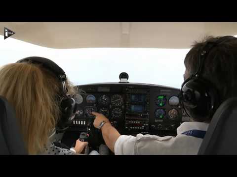 Vidéo: Comment Ils Apprennent à Piloter Un Avion