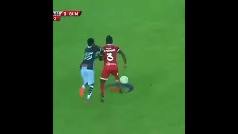 CHAMA KIUNGO HATARI WA SIMBA ANGALIA MADOIDO YAKE