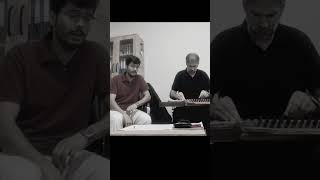#Her Mevsim İçimden Gelir Geçersin    Güfte✒️: Hüseyin Çolak YURDABAK      Beste🎼: Semahat ÖZDENSES 