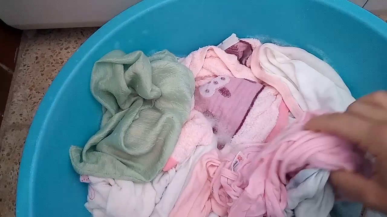 روتيني في تنظيف ملابس👗 الرضيع👶