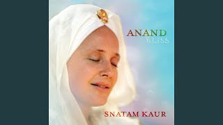 Video thumbnail of "Snatam Kaur - Anand (Bliss)"