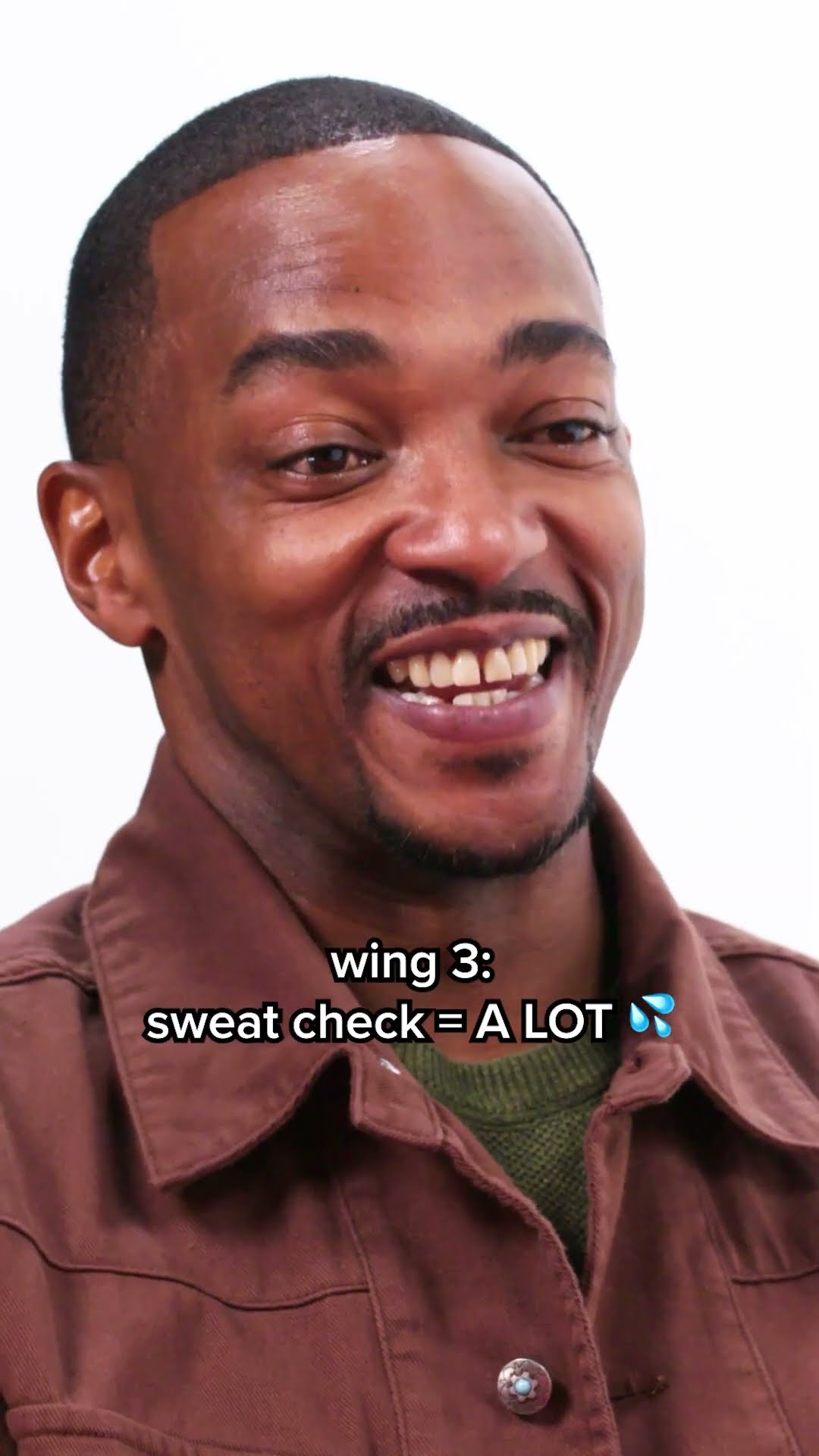 Anthony Mackie and Danny Ramirez's reaction to every wing on Hot Ones Versus ?