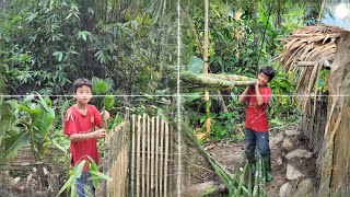 Hoang went to cut down trees to make a new cage for the ducks and chickens.