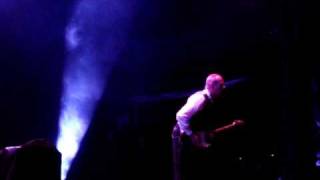 Status Quo - Drum Solo / Roll Over Lay Down @ Powderham Castle 26/07/09