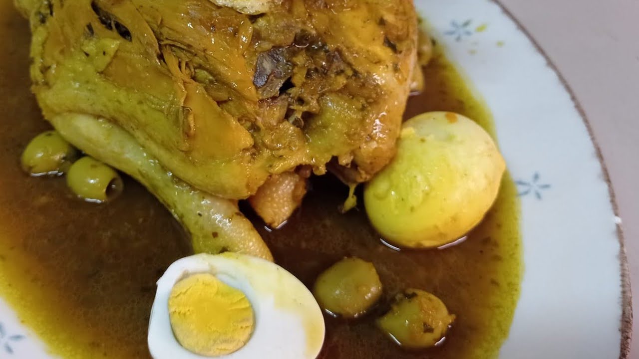 Pollo con aceitunas al estilo marroquí en la olla holandesa / Rachid /pollo asado sin horno