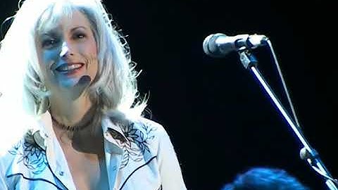 Mark Knopfler and Emmylou Harris - Barcelona 2006 - AI Version 4K