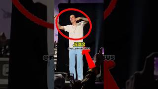 Justin Bieber WORSHIPS JESUS live on Stage! 😍✝️