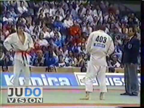 poland country language JUDO 1987 World Championships: Waldemar Legien (POL) - Luis Val (AUS)