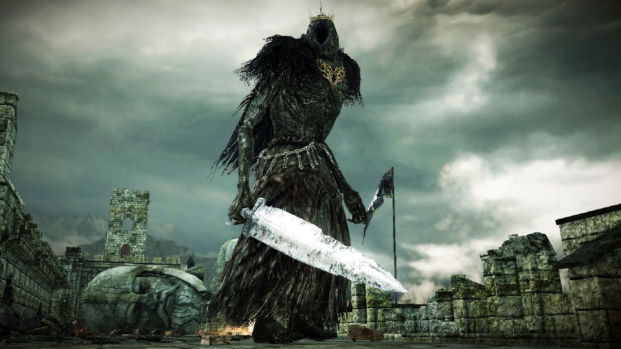 Fighting the Dark Souls II boss, the Giant Lord (FromSoftware