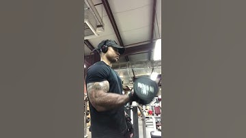 Standing One Arm Dumbbell Curl