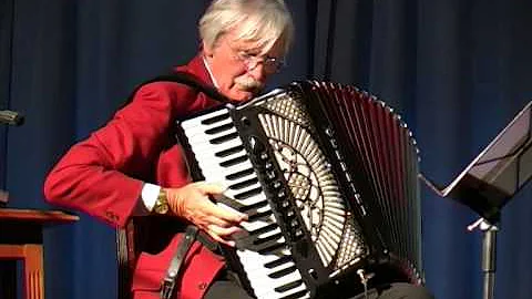 Danny Boy played by George Syrett on Accordion