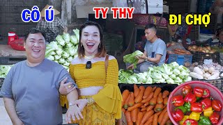 Ty Thy và Cô Ú đi chợ đầu mối Bình Dương nhập hàng về bán - Ty Thy Vlog Gỏi đu đủ