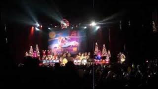 BRIAN SETZER ORCHESTRA STRAY CAT STRUT & YOU'RE A MEAN ONE, MR. GRINCH GIBSON UNIVERSAL 12/17/2011