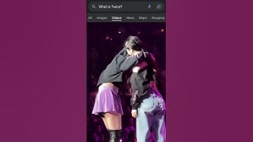 Momo grab Dahyun ass 🍑🤭 #twice #kpop #momo #dahyun #shorts