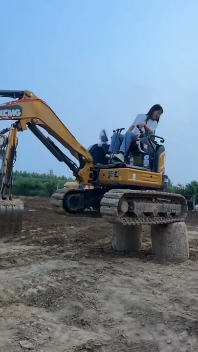 Supir Beko Cantik 😍#excavator
