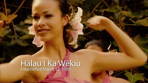 Hawaiian Music Hula: Hālau I Ka Wēkiu "Hoolohe I Ka Poli"