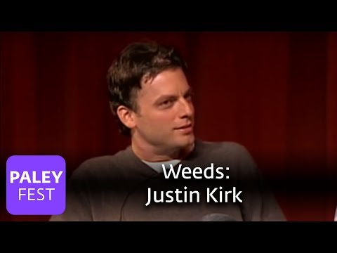 Video: Justin Kirk Neto vrijednost: Wiki, oženjen, porodica, vjenčanje, plata, braća i sestre