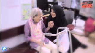 Medina Feat Ummi Pipik - Innallaha Ma'ana