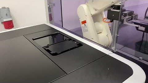 Opera Phenix Training Videos: Step 2 - How to load a sample