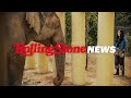 Cher Is Trying to Save the ‘World’s Loneliest Elephant’ | RS News 3/25/21