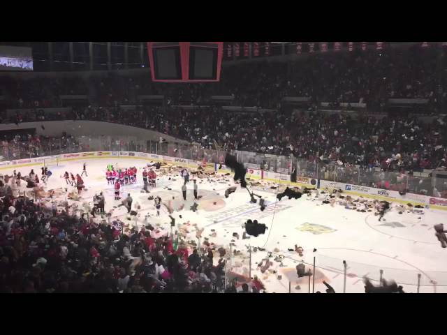 Teddy Bear Toss lets Portland Winterhawks and their fans give back