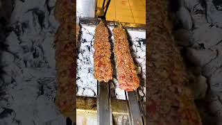 Proof That Real Adana Kebab Needs Tail Fat 🔥🍢 Turkish Street Food Resimi