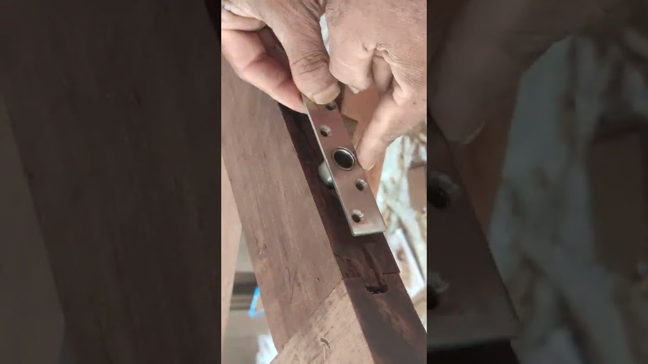 360 degree rotary hinge