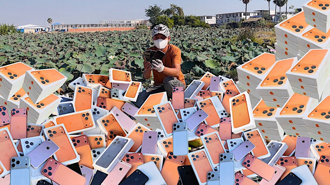 Great.!🥴 Lucky Day..! 🤪 Found i Phone 17 bro max & Restore i Phone..!!