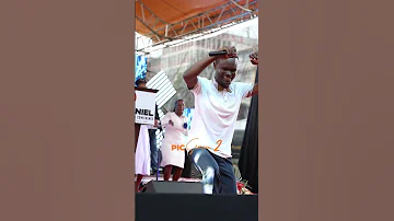 Amejibu Maombi 