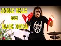 Jingle bells goes black metal