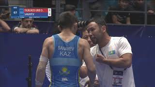 1/4 FS - 57 kg: O. TIGREROS URB (COL) v. N. SANAYEV (KAZ)