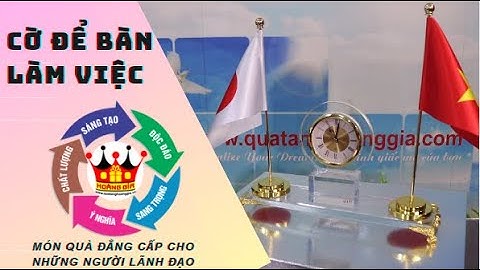 Cờ Để Bàn Làm Việc kết hợp Đồng Hồ pha lê để bàn làm việc sang trọng