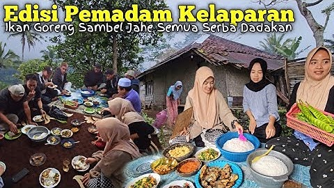 LIVING IN THE VILLAGE | Visiting a VILLAGE, YouTubers are Treated to Nasi Akeul, Fried Fish, and ...