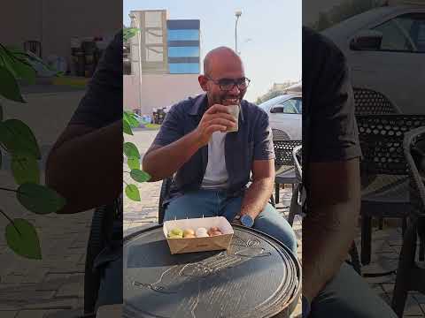 I Decided To Go To The First Coffee Cart I Came Across And Try It And Tell You My Opinion The Su