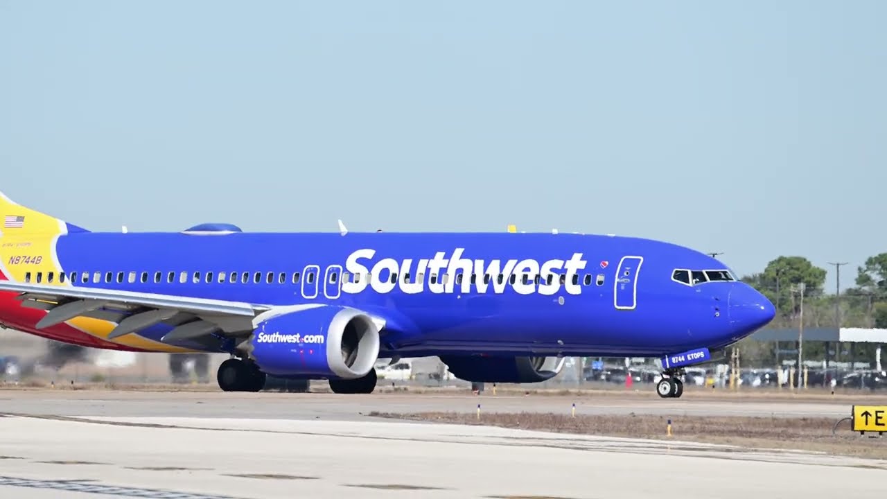 Wings and Wheels Saturday at Houston Hobby 2024