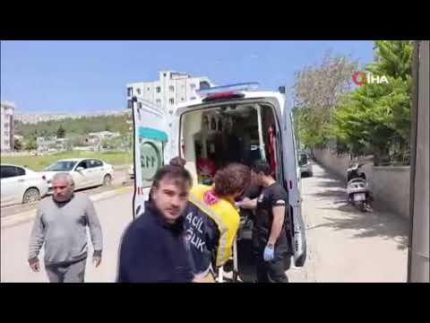 Kontrolden çıkan otomobil ışıklarda bekleyen araçlara çarptı: 3 yaralı