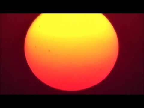 Sunset over Peking with Sunspots (freehand recording) 日落在北京與太陽黑子