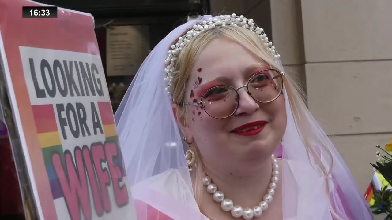 Imagini LIVE de la marșul Bucharest PRIDE