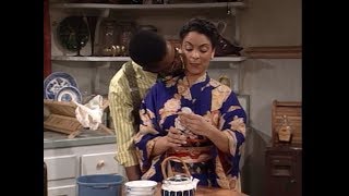 A Different World: 6x18 - Kinu shows up at Dwayne and Whitley's doorstep Net Worth
