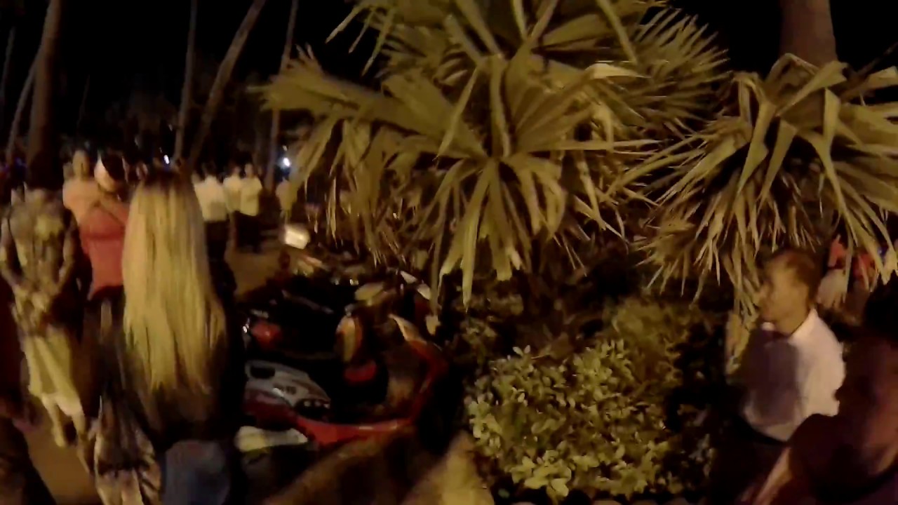 Обзор жизни Китая, Прогулки по набережной Саньи часть 1