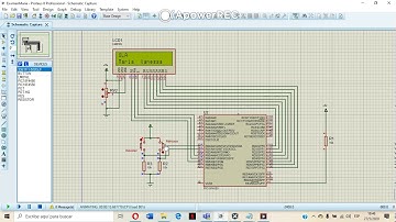 Mensaje "HOLA" desplazándose en LCD.