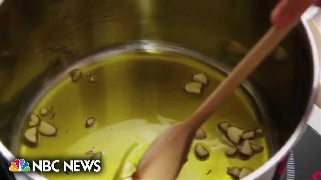 Thieves steal olive oil in Spain after heatwave causes prices to soar