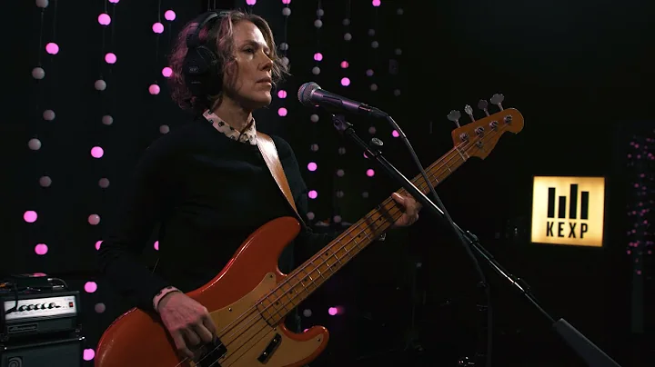 Luna - Full Performance (Live on KEXP)