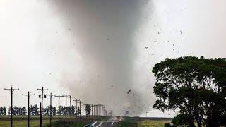 EF-3 tornado near Dodge City, Kansas: May 24, 2016