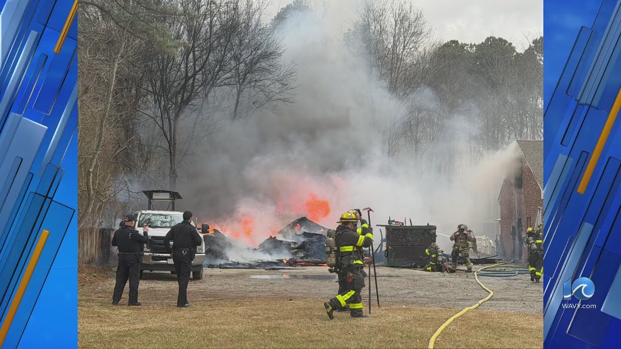 Structure fire closes 900 block of Long Ridge Road intersection - YouTube