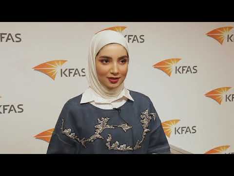 تكريم المؤسسة للطلاب العشرة الأوائل للقسمي الأدبي والعلمي لعام 2019 2018