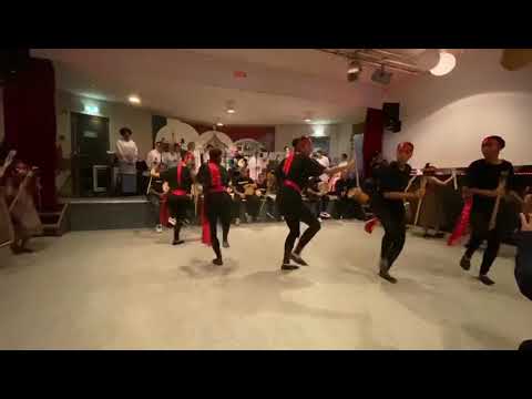 Fakkeldans uitgevoerd door Bunga Maluku Culemborg. Booi dag in Barneveld op zaterdag 2 december 2019
